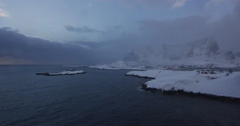 The Norwegian Harbor on cloudy day 動画素材 113686871