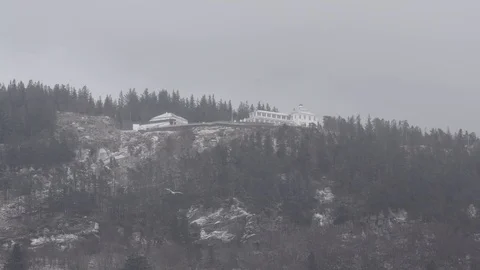 Norwegian winter mountain side Vídeos de archivo 89502936
