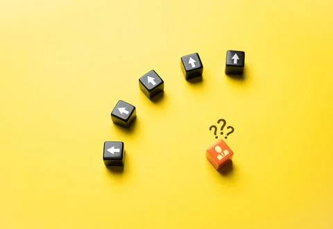 Not knowing which path to take. At the crossroads of path options. Choosing.. Foto stock