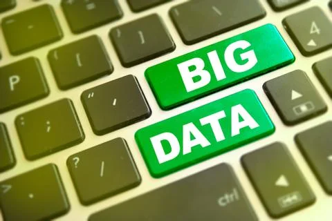 Note BIG DATA writting on green button on computer keyboard. Big data concept Stockfoto's