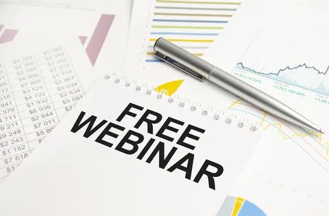 Note paper written free webinar over keyboard button background Stock Photos