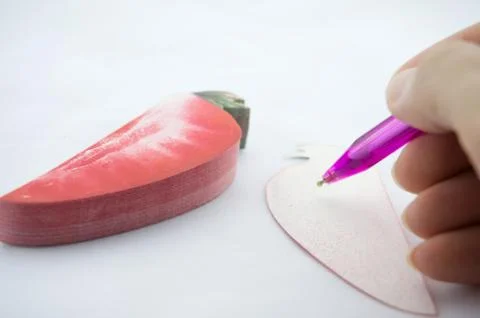 Note on strawberry Stock Photos