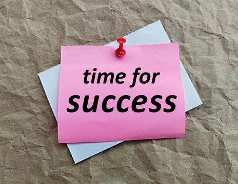 Note time for success on pink note paper background of gray paper crumpled Stock Photos