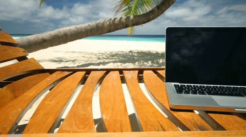 Notebook on beach dolly Stock Footage 661313