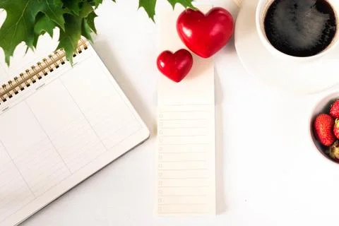 Notepad with Empty to do list, heart, coffee on the desktop 스톡 사진