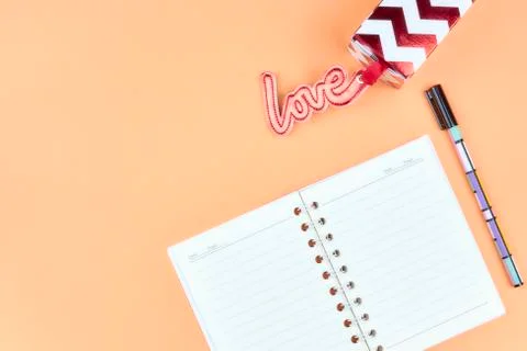 Notepad for text on a pastel color table with a copy. The concept of educatio Stock Photos