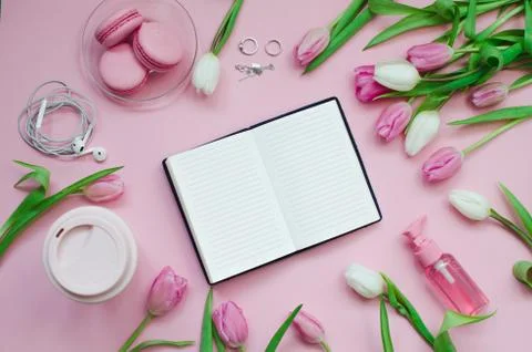 Notepad wish list for future plans. flat lay composition with flowers, a note Stock Photos