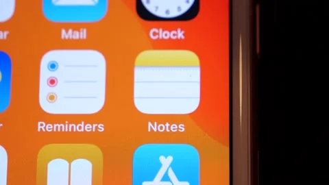 Notes Icon on iPhone Smartphone Stock-Footage 162497722