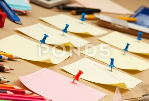 Notes on the pasteboard background Stock Photos