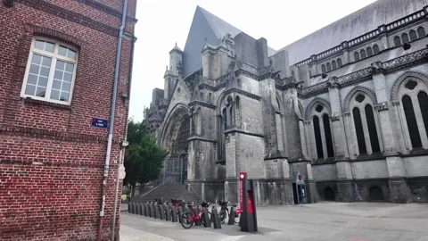 Notre-Dame-de-la-Treille Cathedral in Lille France Vidéo 344592047