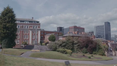 Nottingham castle grounds slow motion pan Video stock 77091085