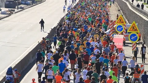 Nova poshta half marathon in Kyiv, Ukraine Stock-Footage 123454939