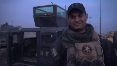 November 2016: Mosul troops, Interview with soldier, ISIS war, Syria Видео 69964673