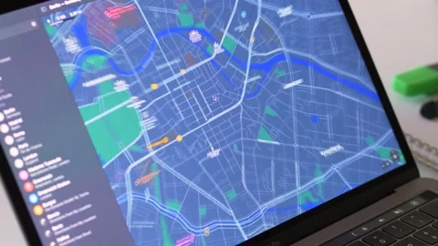 November 2021: Looking at the Map of Berlin on Apple Maps on a Macbook Vidéo 164838173