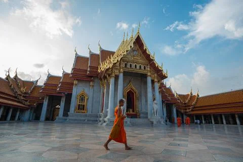Novic in Wat Benchamabophit going to study Stock Photos