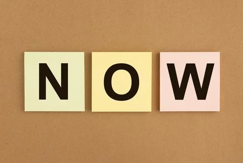 NOW reminder to do, memo note Stock Photos