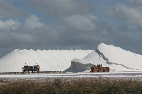 NTSC: Salt  Stock Footage 153454