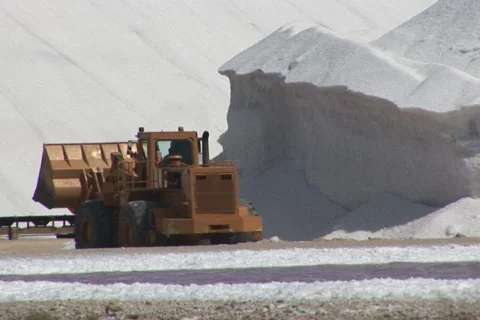 NTSC: Salt  Stock Footage 153457