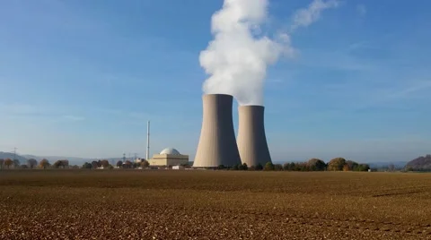 Nuclear power plant on the sky background in sunlight 库存影片 58623091