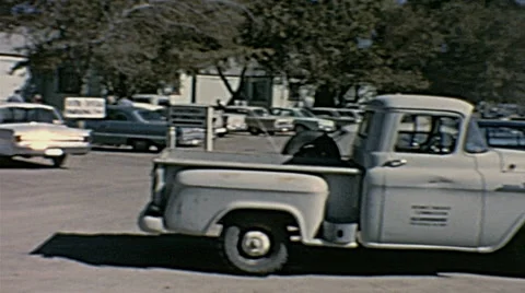 Nuclear test 1963: spectators parking lot Stock Footage