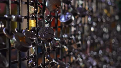 Numerous key locks belive system in old indian temple 库存影片 229445398