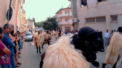Nuoro Sardinia Merdules e Bezzos 스톡 동영상 111868399