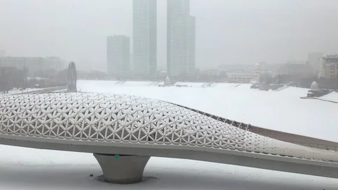 Nur-Sultan: Aerial close up view of the Atyrau bridge  during winter season. Stock-Footage 125239945