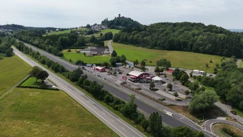 Nurburgring circuit devil's diner restaurant aerial view 库存影片 340963214