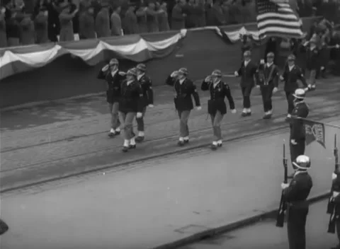 NUREMBERG, GERMANY - 1947: Parade column - Troops pass a reviewing stand Видео 344491319