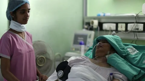 Nurse caring for patient Video stock 41417113