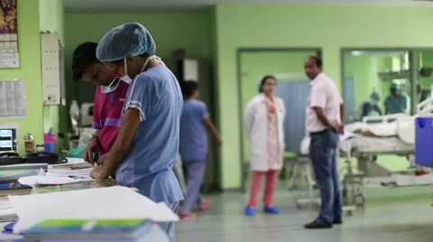 Nurses working on paperwork Stock Footage 41417692
