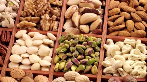 NUTS IN CLOSE UP MACRO TRACKING SHOT OVERHEAD Vidéo 62231492