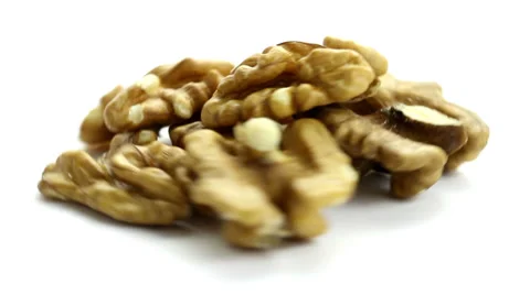 Nuts rotating, studio shot on white background Vidéo 34536345