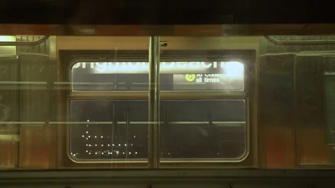 NY city underground train 動画素材 119416346