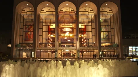 NY-LincolnCenter fountain night cu tilt Stock Footage