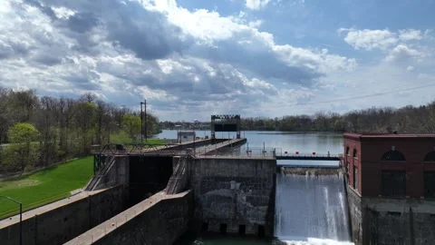 NY Lock CS2 Cayuga and Seneca Canal Seneca Falls Stock Footage 327917558