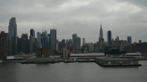NY skyline waterfront 3 動画素材 10775401