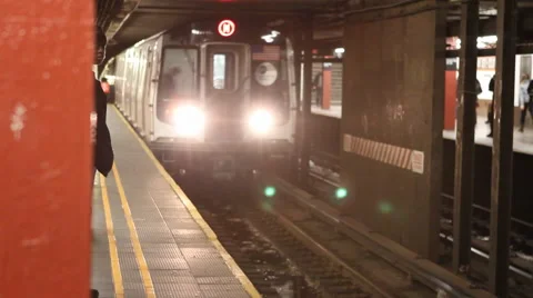 NY subway arriving Video stock 42784974