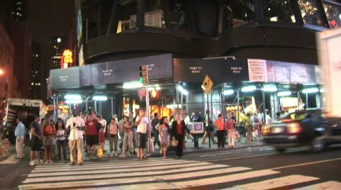 NYC 2 Clip 004-52a Stock Footage 337435