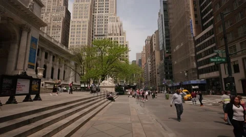 NYC 4k Public library pan 25P Stockbeeldmateriaal 41391015