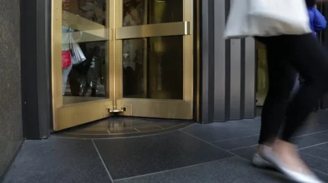 NYC B Roll - GE Building revolving doors Close up Stock Footage 40570989