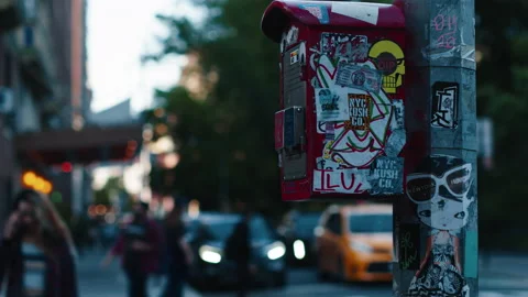 NYC Call Box Closeup Timelapse, Defaced Vidéo 154134424