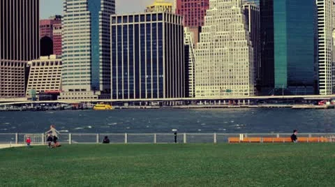 NYC - East River Timelapse Stockbeeldmateriaal 8851614