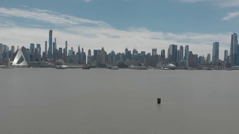 NYC FERRY REVEAL 스톡 동영상 111385310