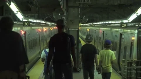 NYC grand central terminal platform 4K 스톡 동영상 162908738