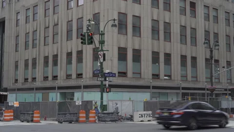 NYC Lockdown Empire State Bldg Corner HLG3 ProRes422 Stock Footage 133151935