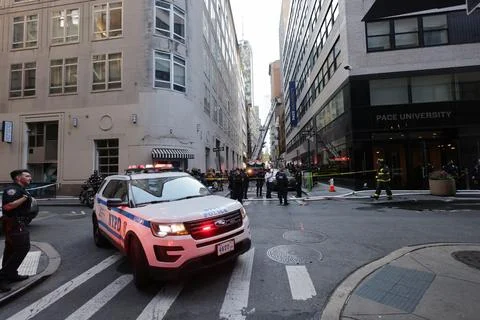 NYC Parking Structure collapse, New York, USA - 18 Apr 2023 Stock Photos
