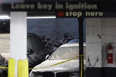 NYC Parking Structure collapse, New York, USA - 18 Apr 2023 Stock Photos