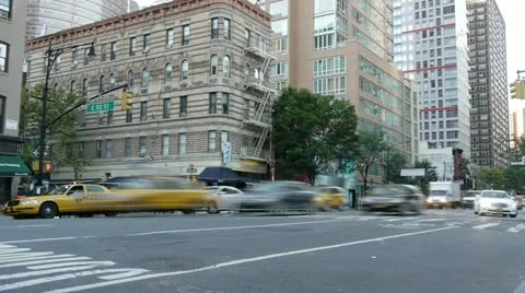 NYC Traffic E52 &amp; 2nd Av wide timelapse 50fps Vidéo 21265240