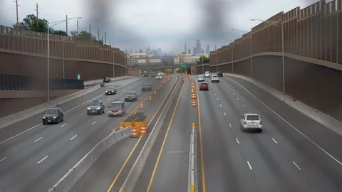 NYC, View Through Chain Link Fence, Daytime 库存影片 103590920